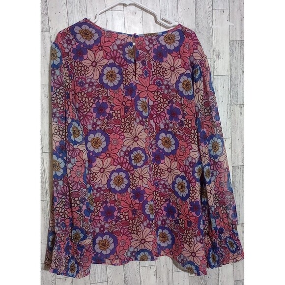 Terra & Sky Blouse Smocked Chiffon Top Floral Spring Keyhole Back Size 3X - Picture 2 of 5